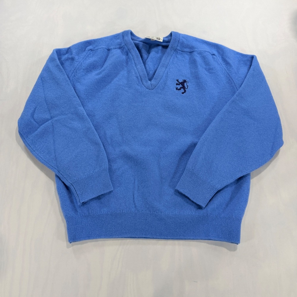 Vintage Edinburgh Woollen Mill Lambswool V-Neck Sweater Blue Scottish Lion 42 M